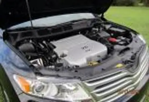 Toyota Avanza FULL OPTION