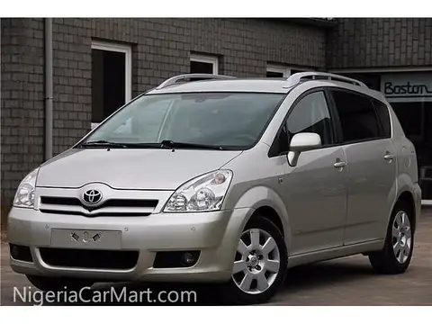 Toyota Corrola Verso 