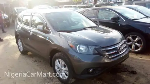 Honda CR-V FULL OPTION