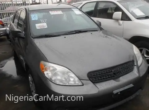 Toyota Matrix FULL OPTION