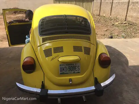 Volkswagen New Beetle 