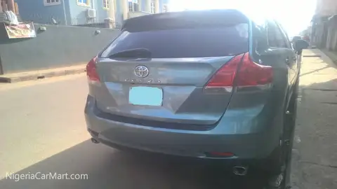 Toyota Venture 