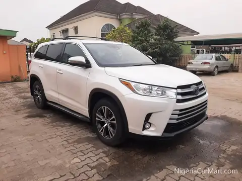 Toyota Highlander Le