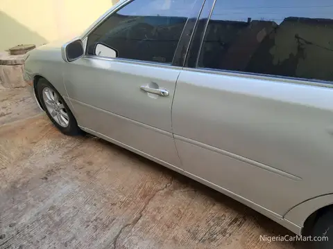 Lexus ES300 