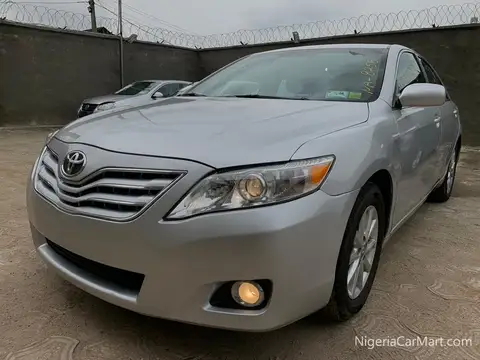 Toyota Corolla 2