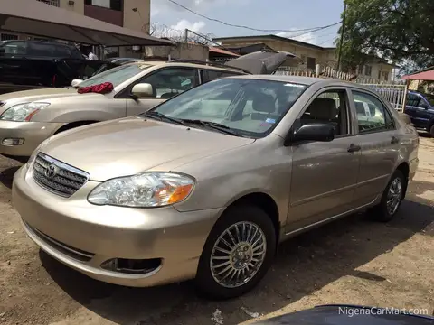 Toyota Corolla 2
