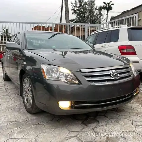 Toyota Avalon 