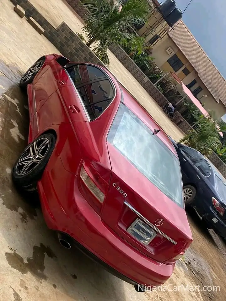 2010 Mercedes Benz C320 used car for sale in Lagos Nigeria