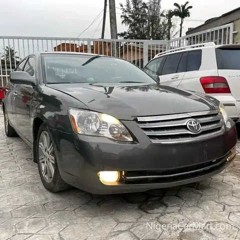 Toyota Avalon