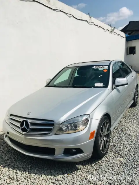 Mercedes Benz 300 2009 Mercedes Benz C300 4Matic