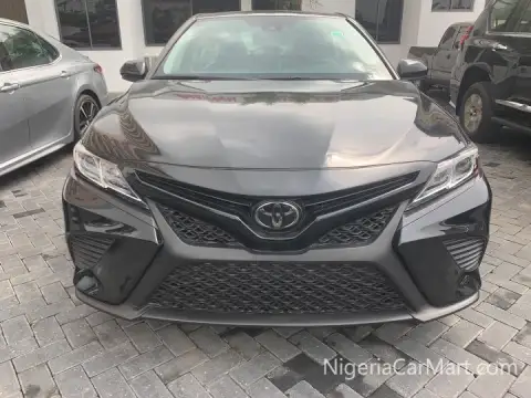 Toyota Camry CE