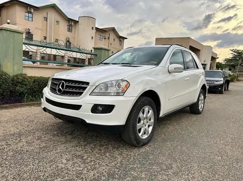 Mercedes Benz ML-Class ML 350