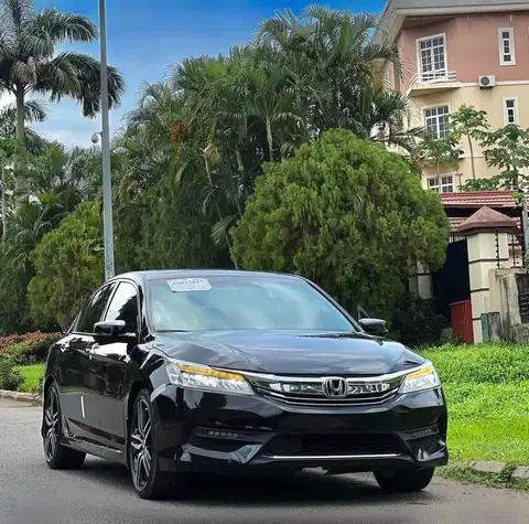 Honda Accord V6 FULL OPTION 
