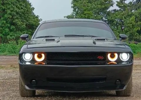 Dodge Challenger RT 