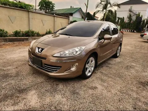 Peugeot 407 408