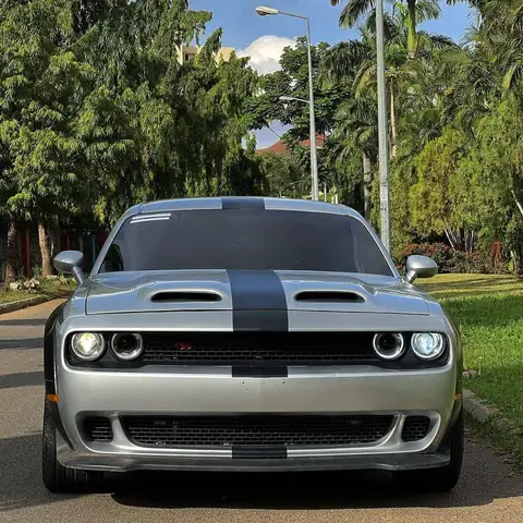 Dodge Challenger