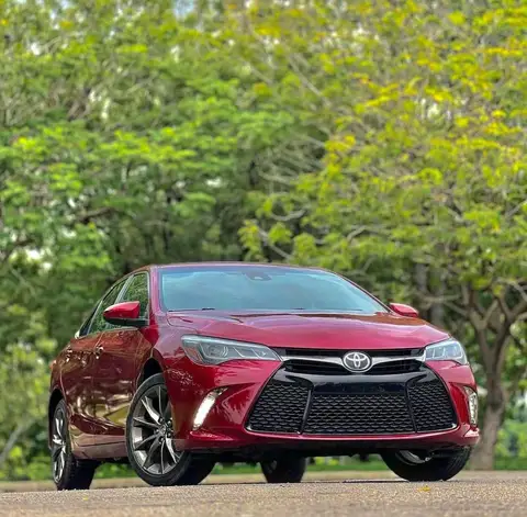 Toyota Camry XSE