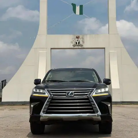 Lexus LX 570