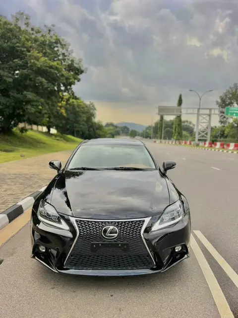 Lexus IS 350
