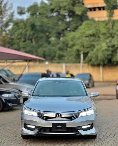 Honda Accord V6 Touring 