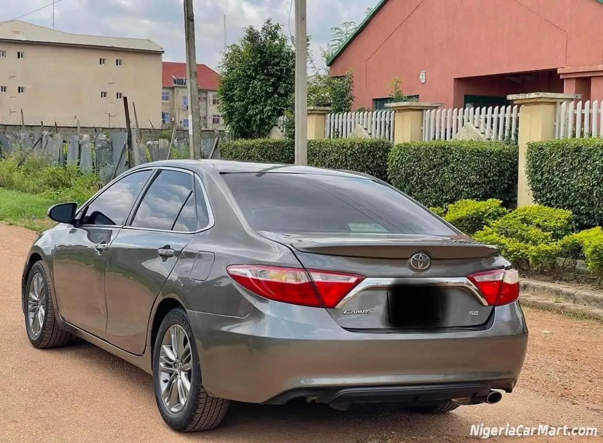 2016 Used Toyota Camry SE For Sale  #6