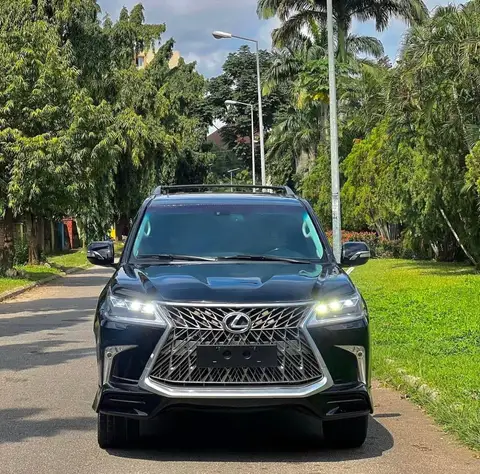 Lexus LX 570