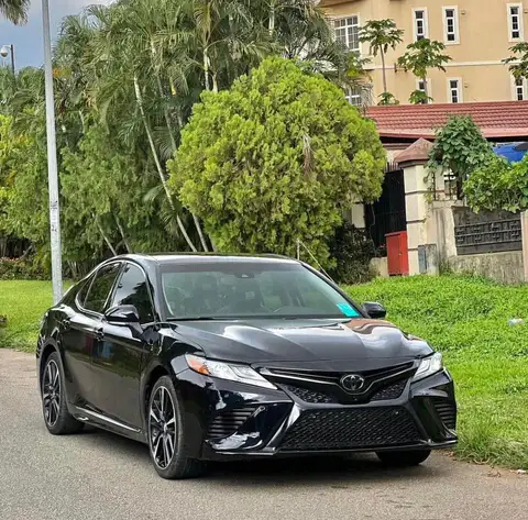 Toyota Camry XSE