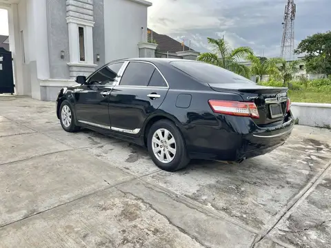 Toyota Camry XLE KEYLESS V6