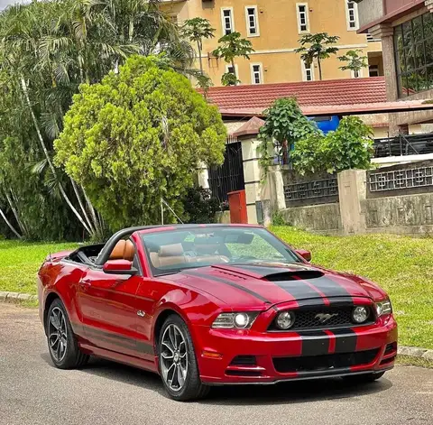 Ford Mustang GT 5.0