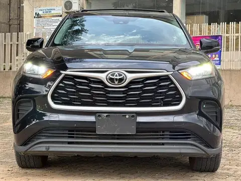 Toyota Highlander LE AWD