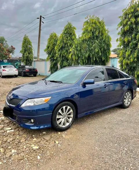 Toyota Camry SE
