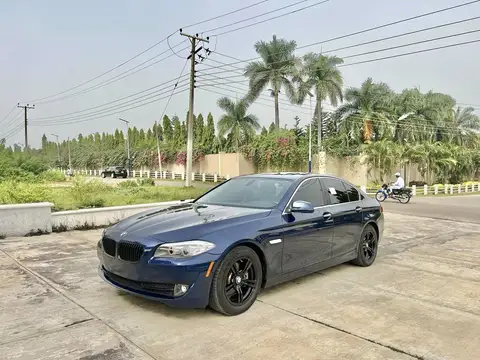 BMW 5 Series 528i