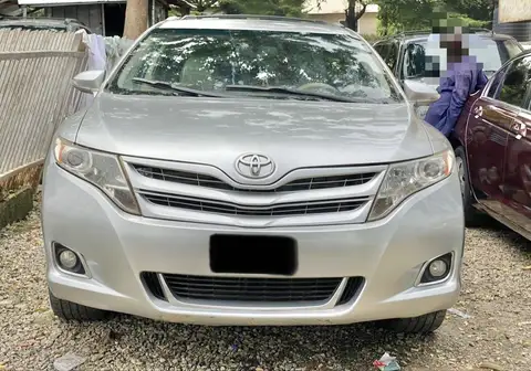Toyota Venza Keyless 