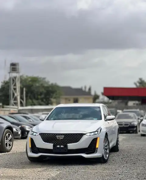 Cadillac CT 5