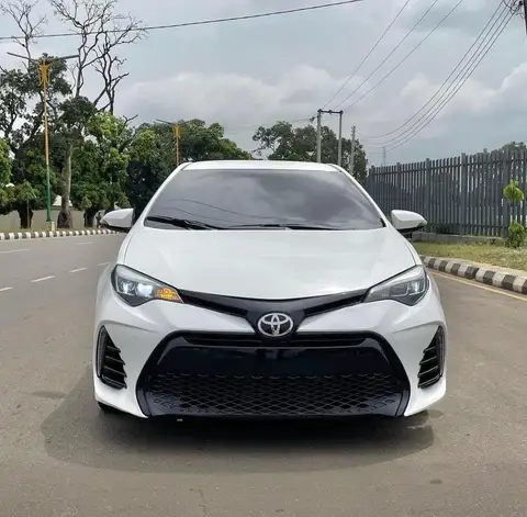Toyota Corolla le S