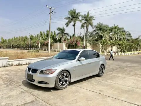 BMW 3 Series 325i
