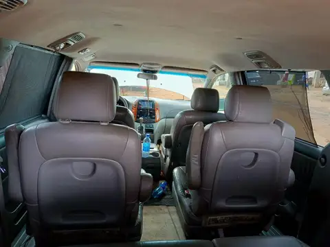 Toyota Sienna LX