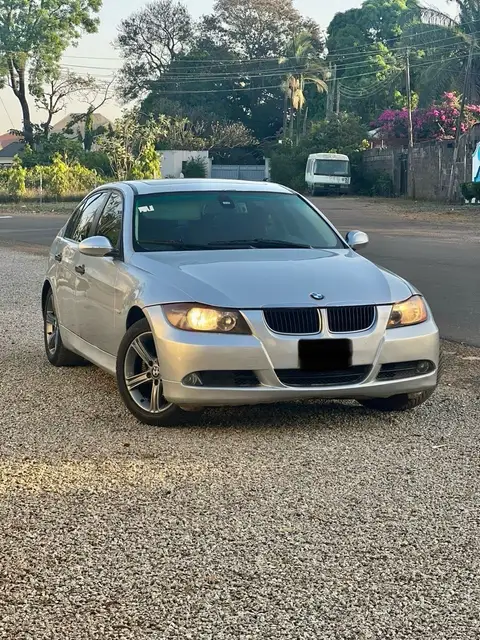 BMW 3 Series 325i