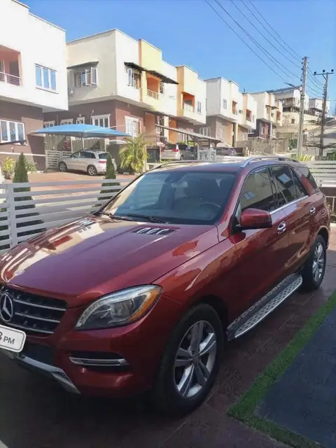 Mercedes Benz ML-Class ML 350