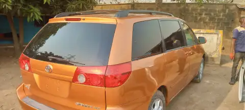 Toyota Sienna