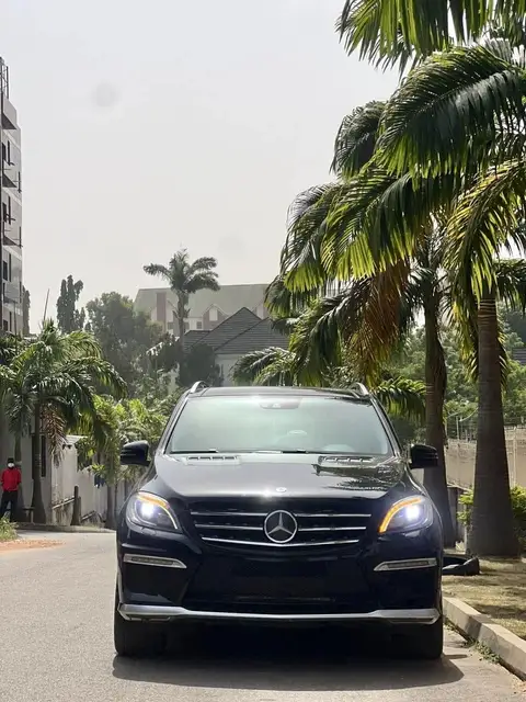 Mercedes Benz ML-Class ML 63 AMG