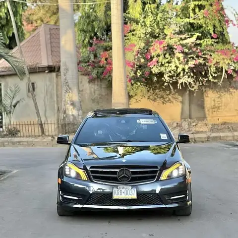Mercedes Benz C-Class C350 Coupe