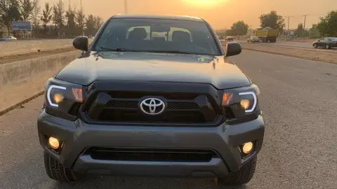 Toyota Hilux Tacoma 