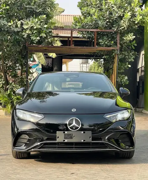 Mercedes Benz E-Class EQE EQE 350