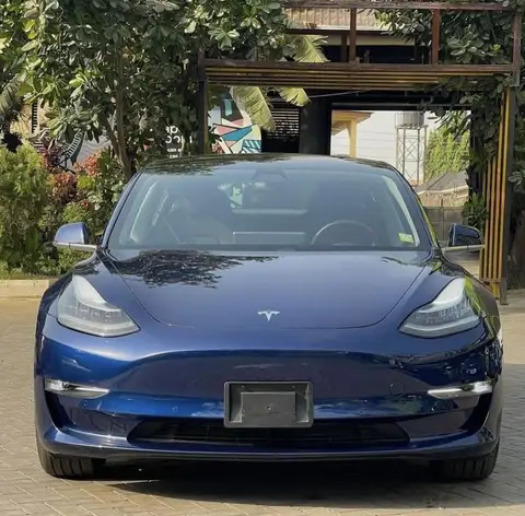 Tesla Model 3 Dual Motor 
