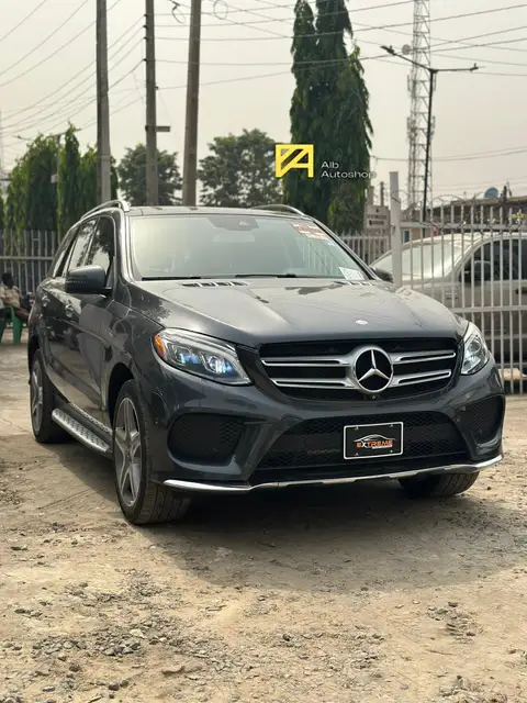 Mercedes Benz GLE-Class GLE 400 4Matic