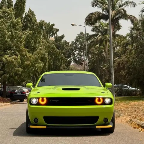 Dodge Challenger