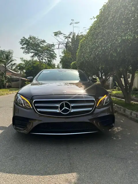 Mercedes Benz E-Class E-Class E300