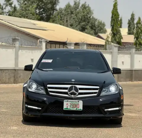 Mercedes Benz C-Class C350