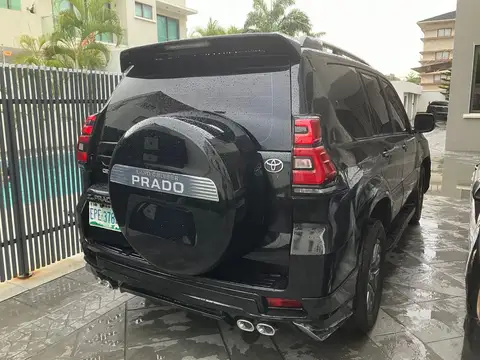 Toyota Land Cruiser Prado GX